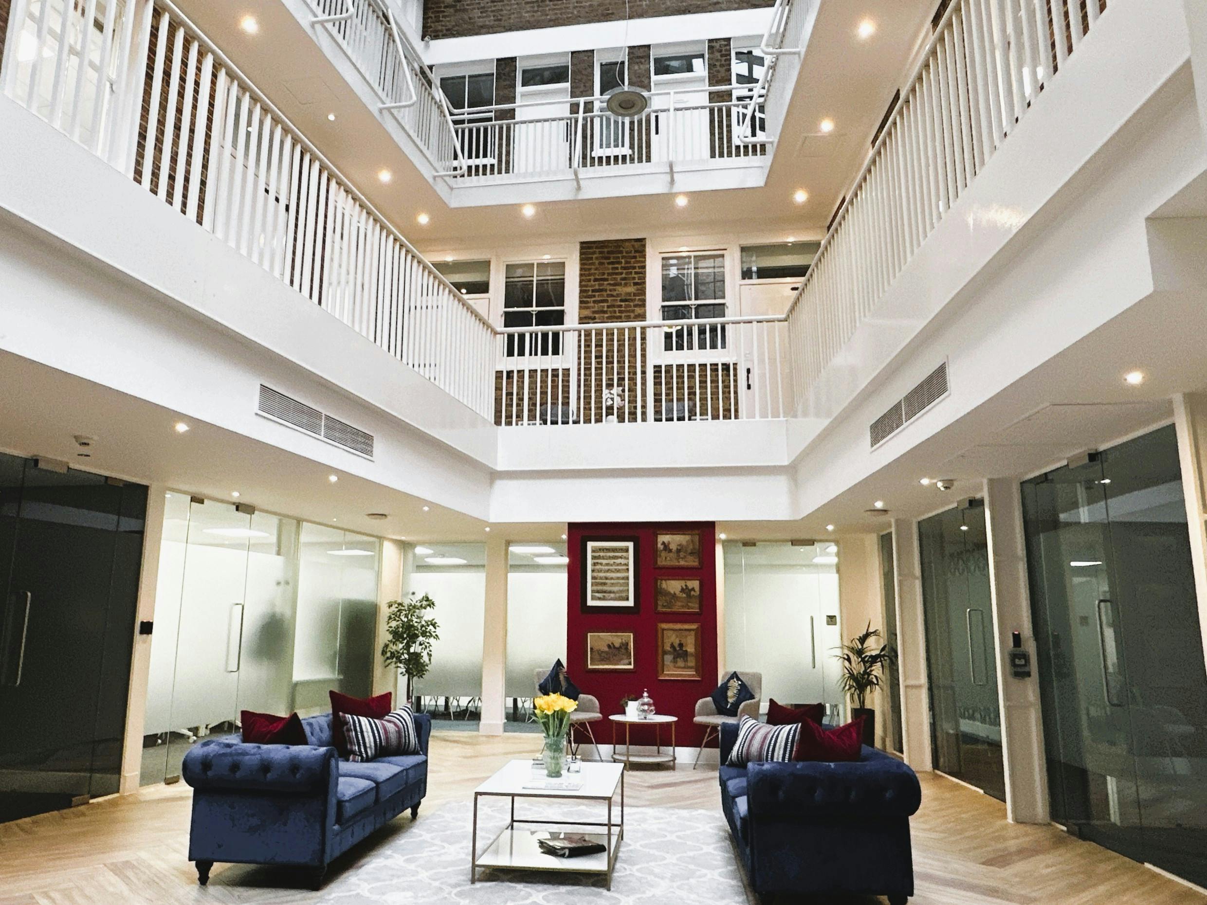 60 Petty France, London, Offices To Let - 60 Petty France, London SW1H 9EU - internal courtyard.jpg