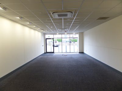 Unit 2, Shipley, Retail To Let - SAM_2746.JPG