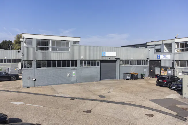 Unit 3 River Brent Business Park, Hanwell, Industrial / Warehouse To Let - 1 3x2.jpg