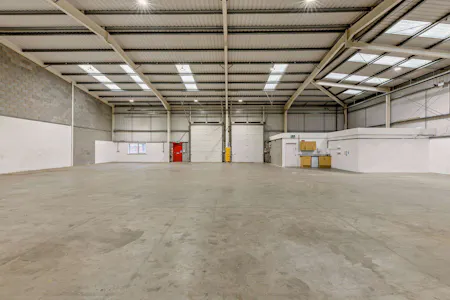 Unit 14-15, Rochdale, Industrial/Logistics To Let - 5.jpg