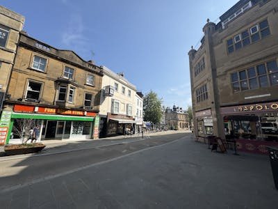 7 High Street, Yeovil, Investment For Sale - IMG_E9802.JPG
