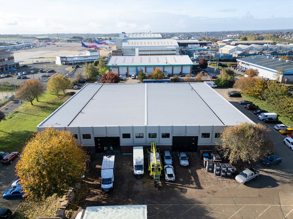 Unit 4 Airport Exec Park69
