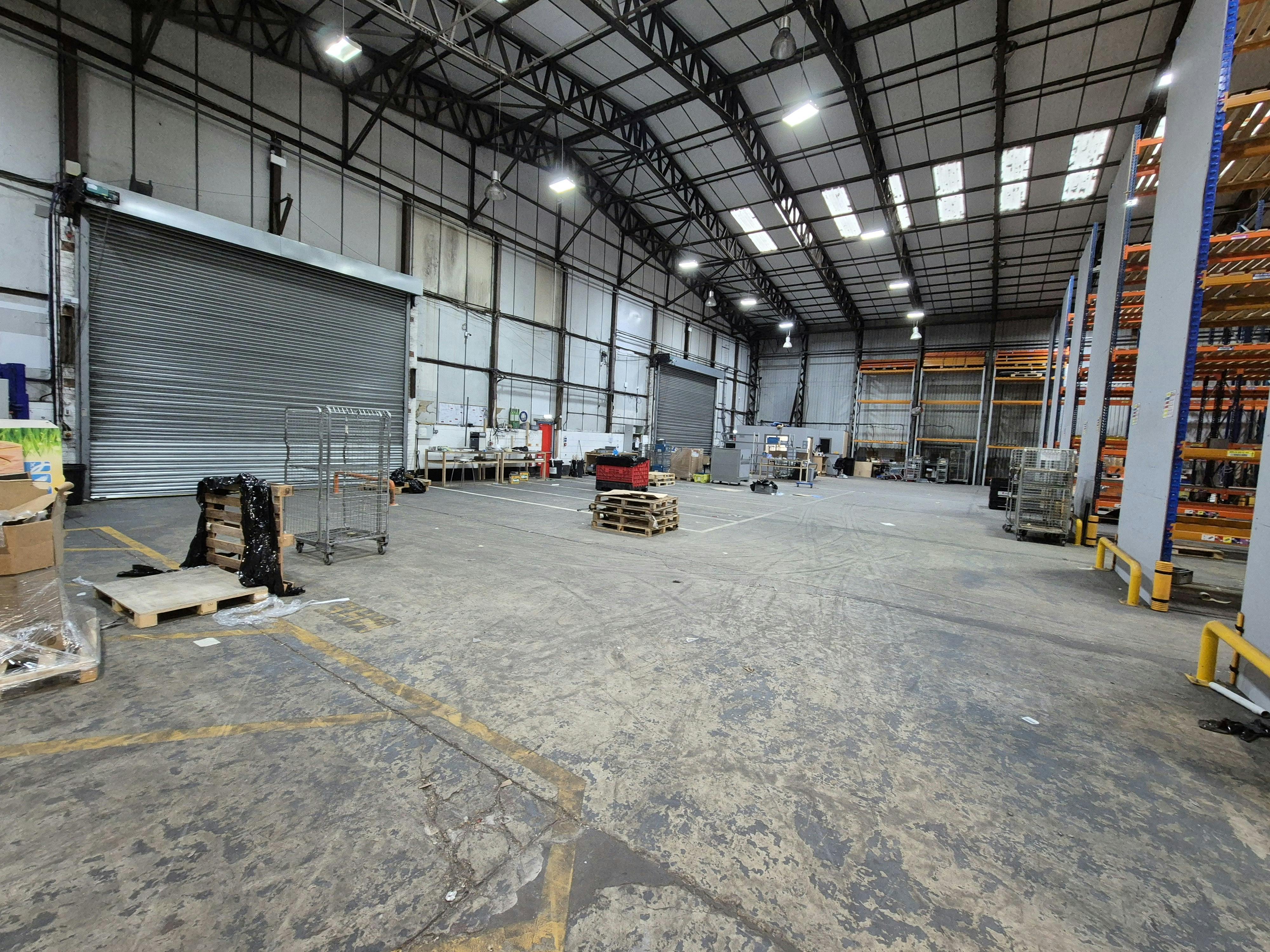 Industrial Unit in Hythe - photo 3
