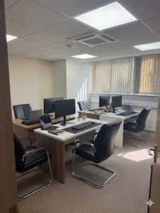 Unit 23, Basildon, Industrial To Let - Sample room.png