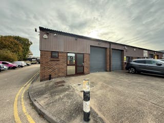 9 Rosshill Industrial Park, Southend-on-Sea, Industrial To Let - IMG20251001WA0029.jpg