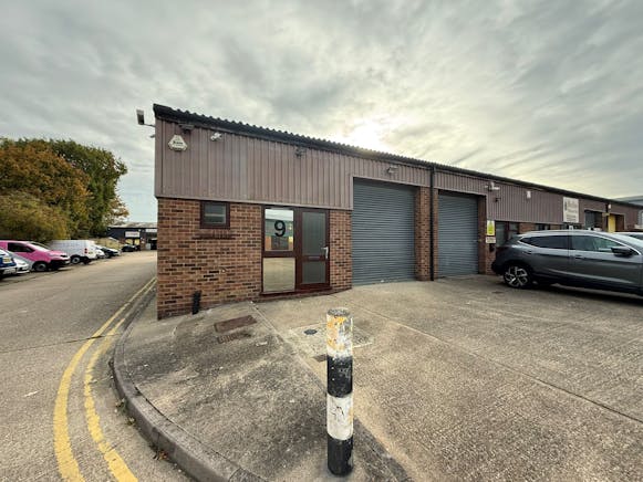9 Rosshill Industrial Park, Southend-on-Sea, Industrial To Let - IMG20251001WA0029.jpg