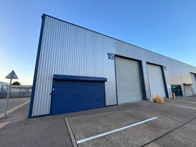 Unit 15 March Place, Gatehouse Industrial Estate, Aylesbury, Industrial To Let - 2ab08bd7-ee5d-4be0-ba34-adbe10105d58.png