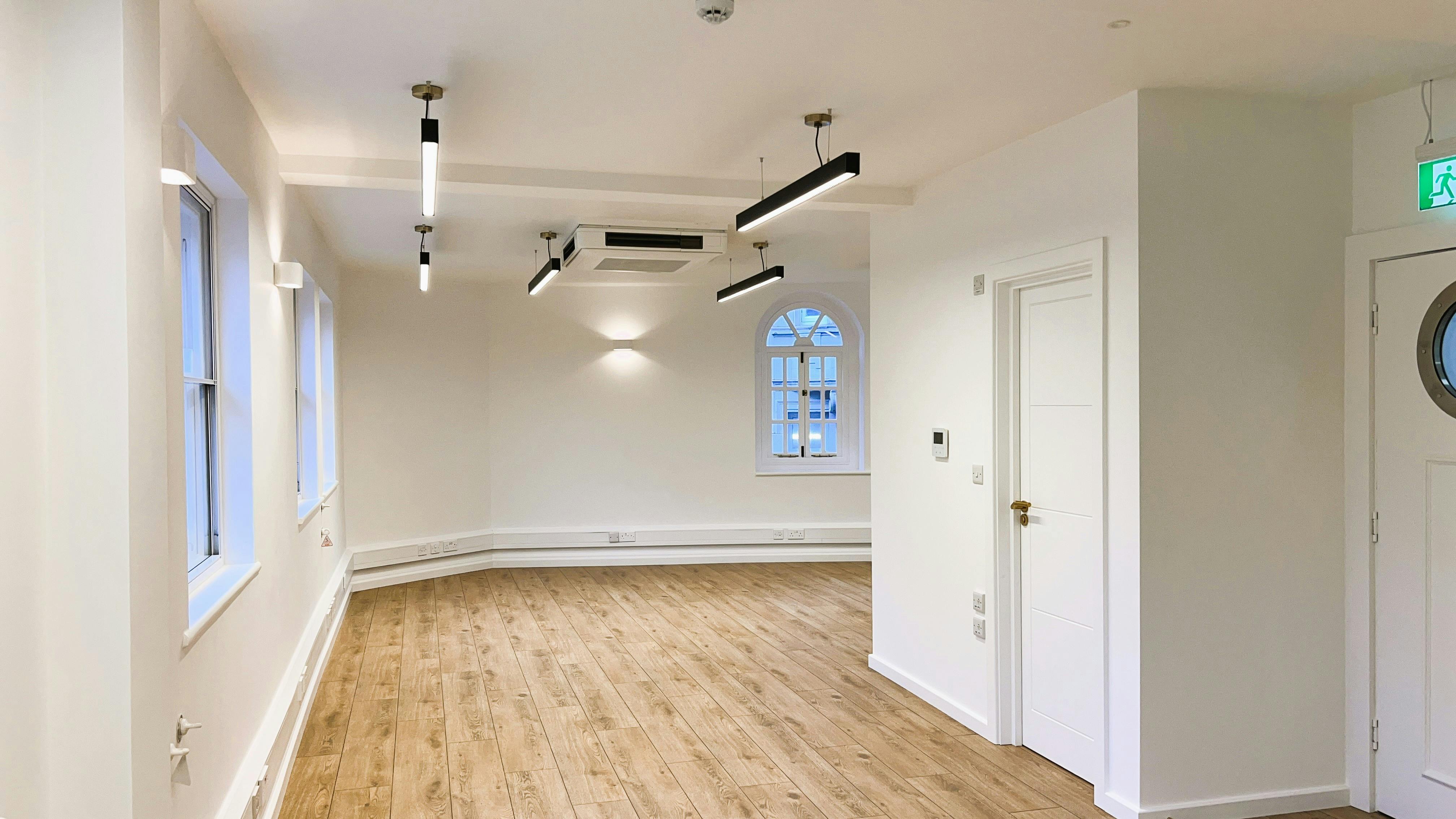 3rd floor, 84 Kingsway, London, Offices To Let - 84 Kingsway London WC2B 6AE  3rd floor interior 3.JPEG