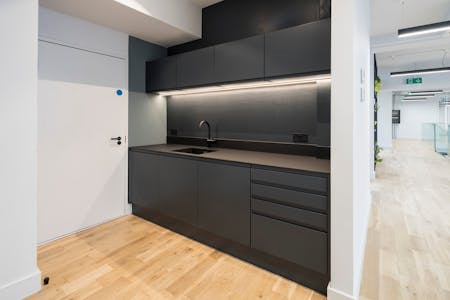 26 Emerald Street, Bloomsbury, Office To Let - Kitchen