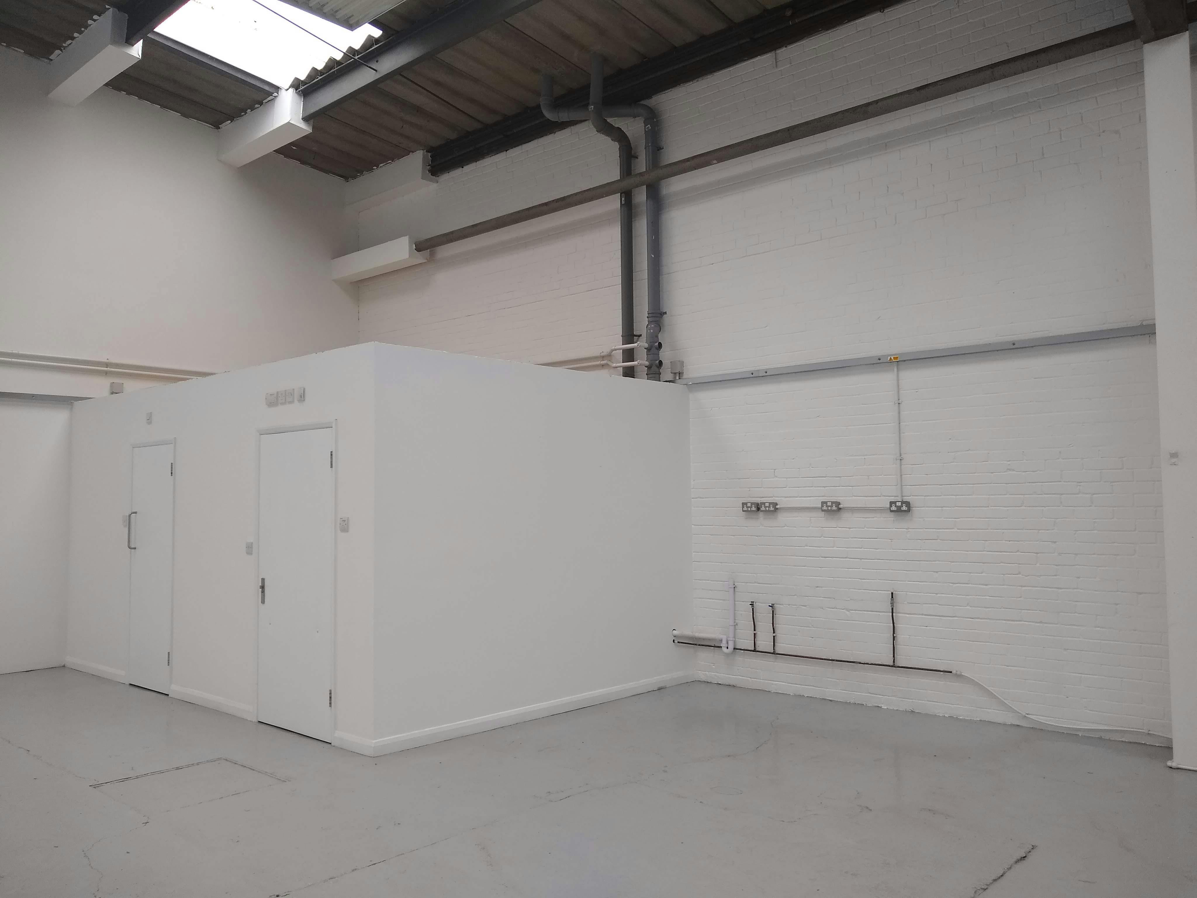 Industrial Unit in Horsham - photo 4