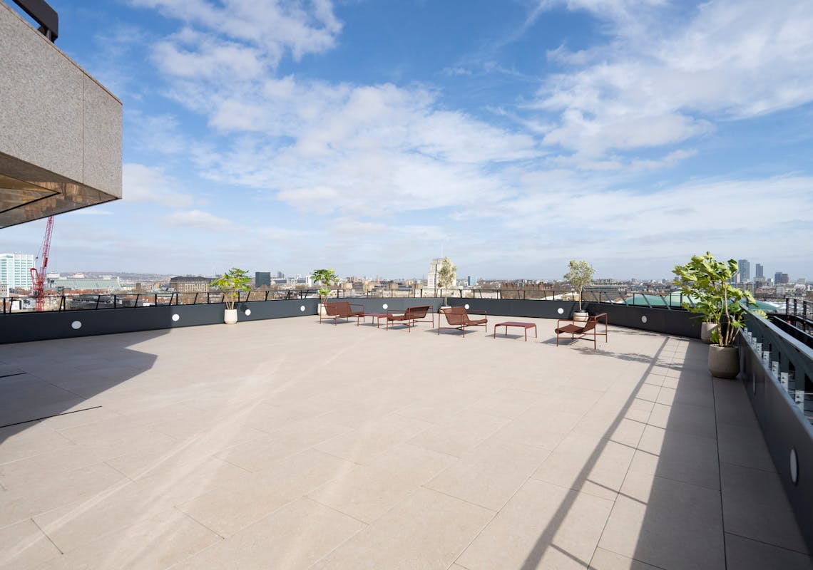 MC4319-2379-HR_medium.jpg 1 Stephen Street, London, Office To Let - MC4319-2379-HR_medium.jpg