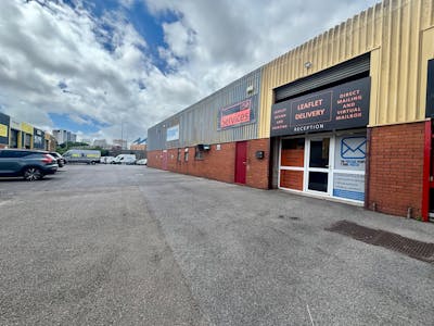 Unit 2, Parklands Industrial Estate,, Cardiff, Industrial To Let - IMG_8573.jpeg