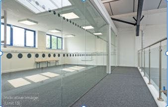 Industrial Unit in London - photo 3
