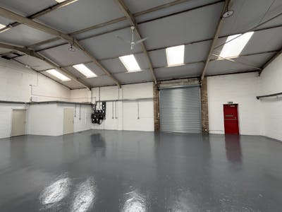 Unit 9, Ynyswen Industrial Estate, Treorchy, Industrial To Let - IMG_2460.jpg