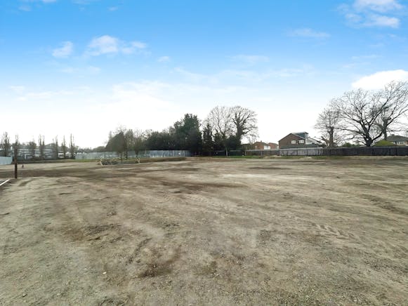 Yards - Rear Of Old Gas Works, Progress Road, Leigh On Sea To Let - 53860c35IMG20250310WA0026.jpg