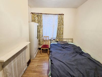 146 Sutton Road, Southend-on-Sea, Residential Flat / Retail To Let - 873fcaaf-WhatsApp 20Image 202026-02-02 20at 2016.33.59.jpeg