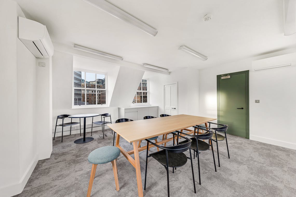 2024_01_240348.jpg 18  Southampton Place, London, Office To Let - 2024_01_240348.jpg