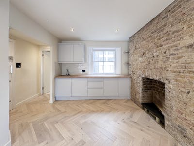 34-35 Eastcastle Street, 4th Floor, London, Office To Let - Image 49.jpg