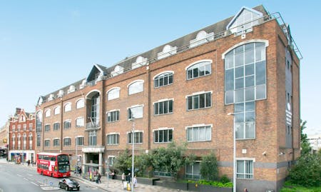 160 Falcon Road, London, Office To Let - Capture.JPG