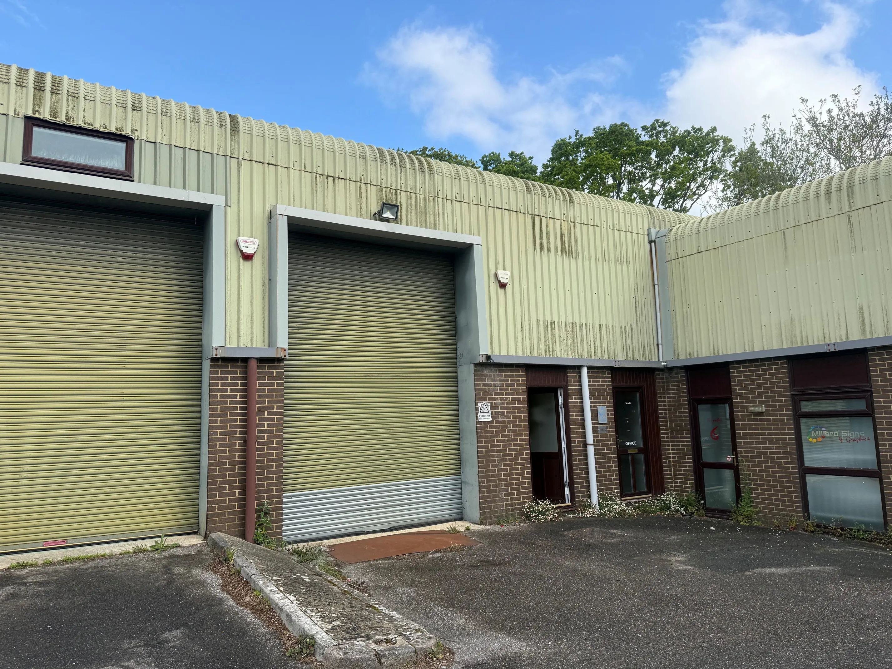 Unit 5 Ingoldmells Court, Leafield Industrial Estate,, Corsham, Industrial To Let / For Sale - 3.jpg