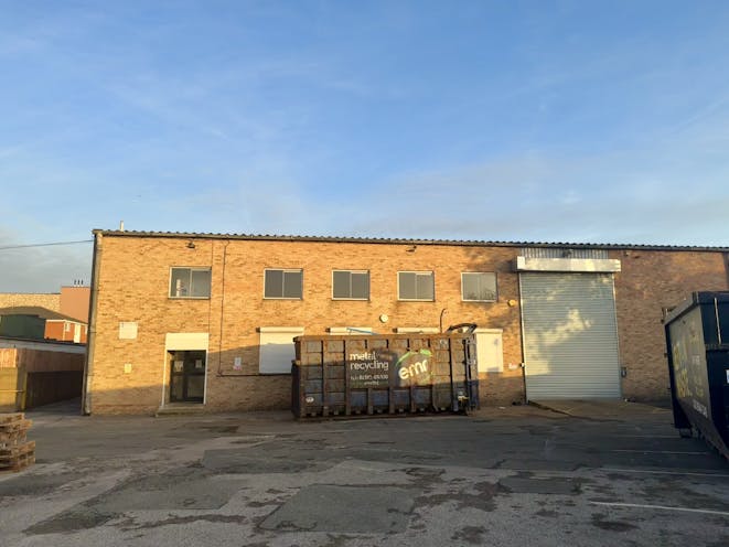 Unit B, Croydon, Warehouse & Industrial Lease Assignment - IMG_1878.jpg