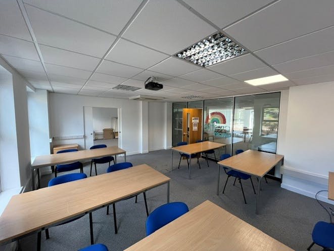 1st Floor, 118 London Street, Reading, Office For Sale - 7.jpg
