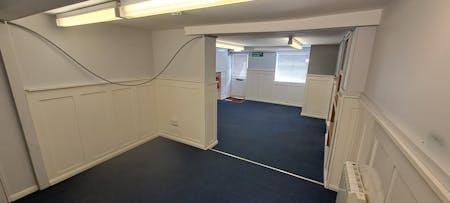 22 Queens Road, Brighton, Office / Retail To Let - 20250724_112148.jpg