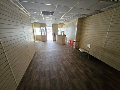 408 Barlow Moor Road, Manchester, Leisure / Restaurant / Cafe / Retail To Let - 20260310_131124.jpg