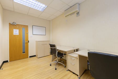 Legacy Centre, Hanworth Trading Estate, Feltham, Flex Office / Managed Office / Office / Serviced Office For Sale - 107282_Legacy-Centre-Hanworth-Trading-Estate-Hampton-Road-24_low.jpg