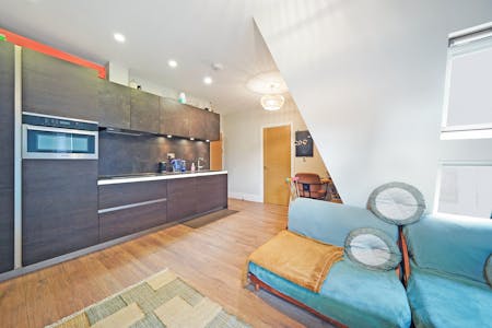 154-156 Stoke Newington High Street, London, Investment For Sale - FLAT2_3.jpg