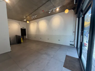 26 Peter Street, London, Retail Lease Assignment - image00016.jpeg