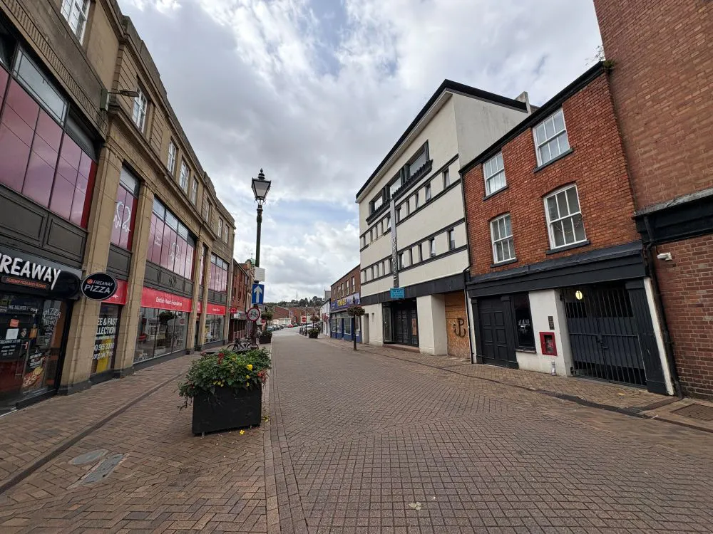 60-62 Broad Street, Banbury, Office / Retail To Let / For Sale - IMG_3568.jpg