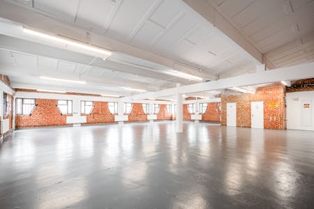 Unit 4 Bayford Street Industrial Centre, London, Industrial / Office To Let - Bayford St Ind U4  Low Res 11.jpg