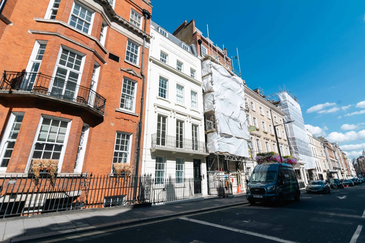 4076520a7f55a34ff0ea1b7b28b4861d 8