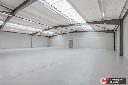 Unit E1-E2, Windsor, Industrial To Let - daacf2807a76431fa9b85efb916216f2.jpg