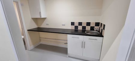 Unit 19, Fleet Marston Farm, Aylesbury, Industrial To Let - 20211112_164142.jpg