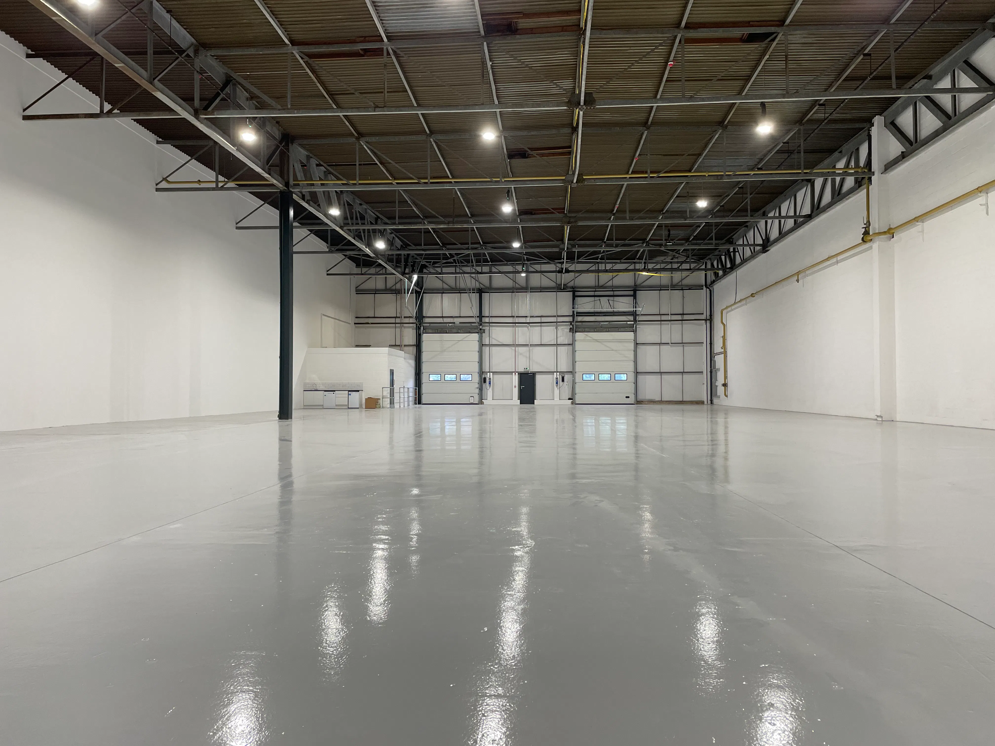 Unit N Bankside Trade Park, Love Lane Industrial Estate, Cirencester, Industrial To Let - IMG_0814.jpg