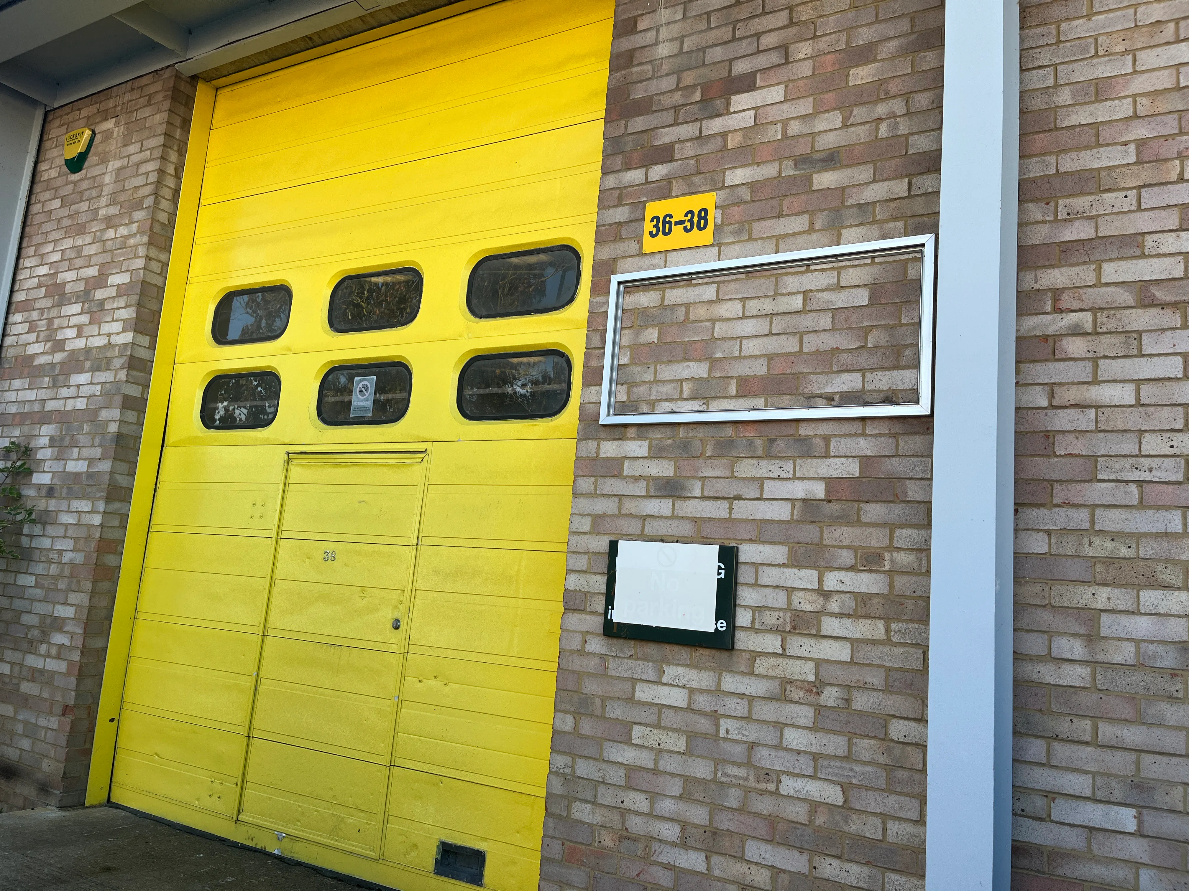 36-38 Rabans Close, Rabans Lane Industrial Area, Aylesbury, Industrial To Let - IMG_9853.JPG