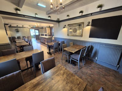 The Dog & Partridge Public House, 275 Oldham Road, Ashton-under-Lyne, Leisure To Let - 20250916_145532.jpg