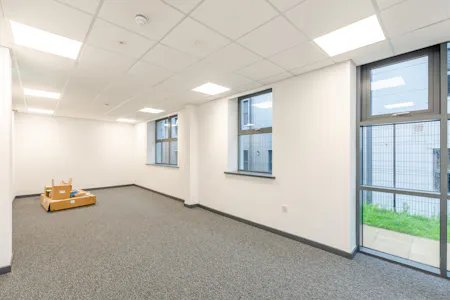 P17, Heywood Distribution Park, Pilworth Road, Rochdale, Industrial To Let - 8692871-interior19-800.jpg