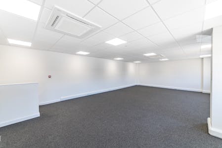 10 Whitby Avenue, Park Royal, Industrial/Logistics / Industrial / Warehouse To Let - 7.jpg