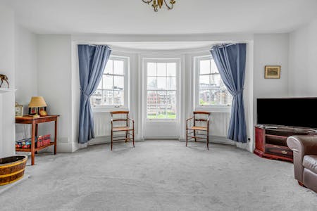 Bunhill Row, London, Maisonette To Let - Reception Room
