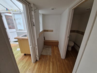 24 Village Road, Gosport, Development / Office / Retail For Sale - 20251208_095858.jpg