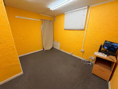 280 London Road, Westcliff-on-Sea, Office / Retail To Let - WhatsApp Image 2026-08-03 at 12.24.32 (9).jpeg
