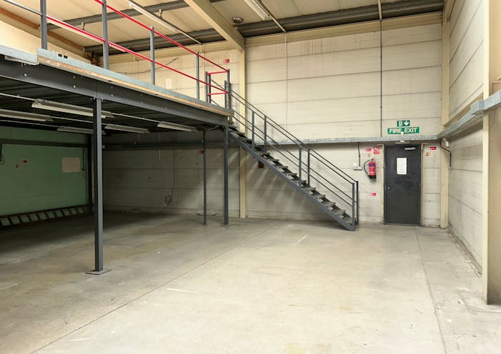 Unit 3 Wintonlea, Woking, Warehouse & Industrial To Let - warehouse.jpg