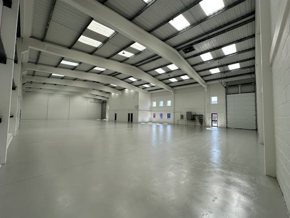 Unit 8 Meadow View, Long Crendon, Industrial To Let - IMG_4840.JPEG