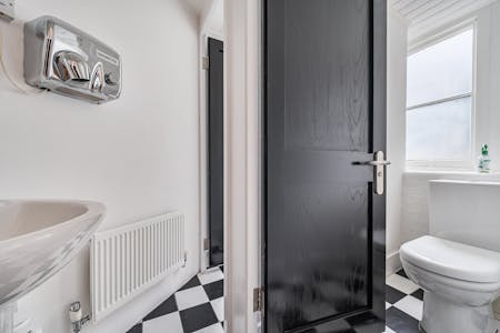 18C Perseverance Works, London, Office To Let - 1420751-9-69a6fc2a6f725.jpg