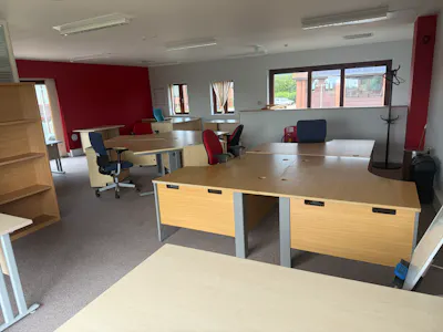 21 Chestnut Court, Sambourne, Office To Let / For Sale - IMG_6281.JPG