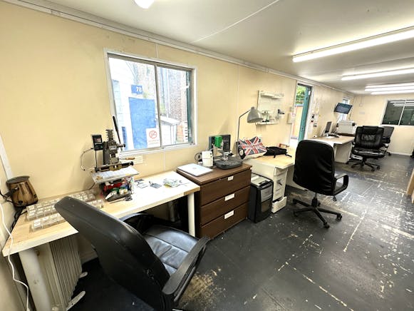 Arch 78 Randolph Street, Camden, Industrial / Offices To Let - 20250620_102555237_iOS.jpg