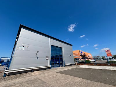 Unit 25, Freemans Parc, Cardiff, Industrial To Let - 25 Freemans 03.jpg